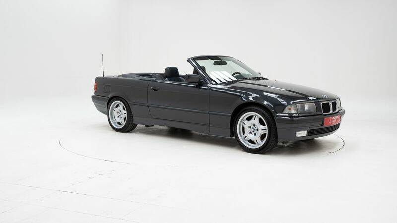 Image 3/15 of BMW 325i (1993)