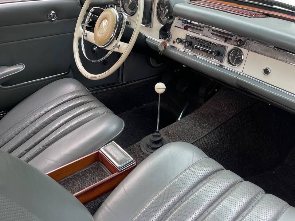 Imagen 11/30 de Mercedes-Benz 230 SL (1966)