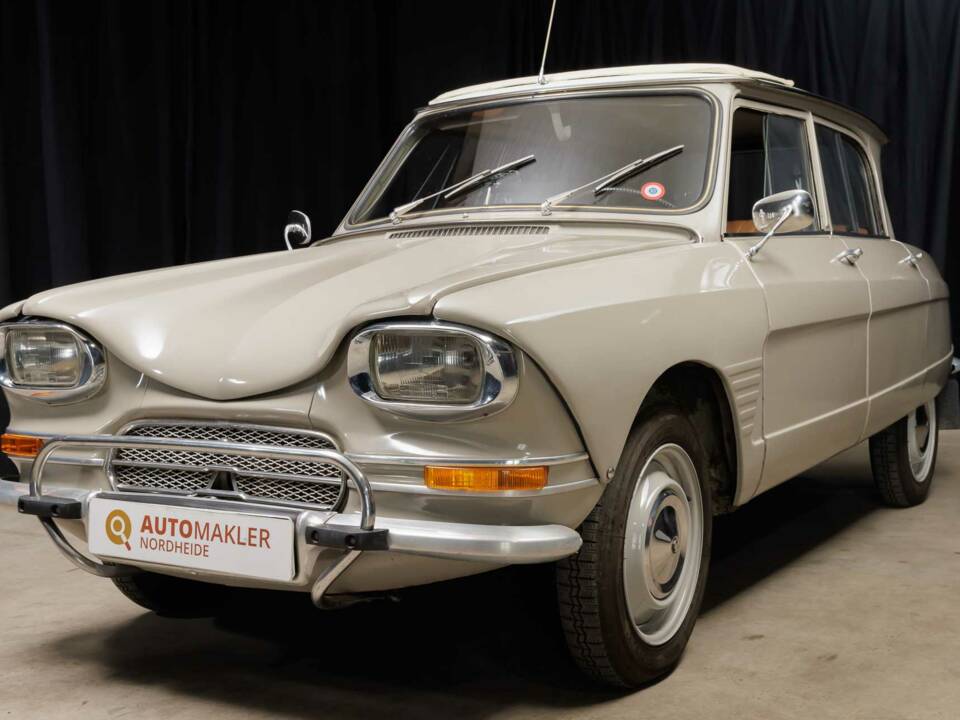 Image 3/60 de Citroën Ami 6 Berline (1969)