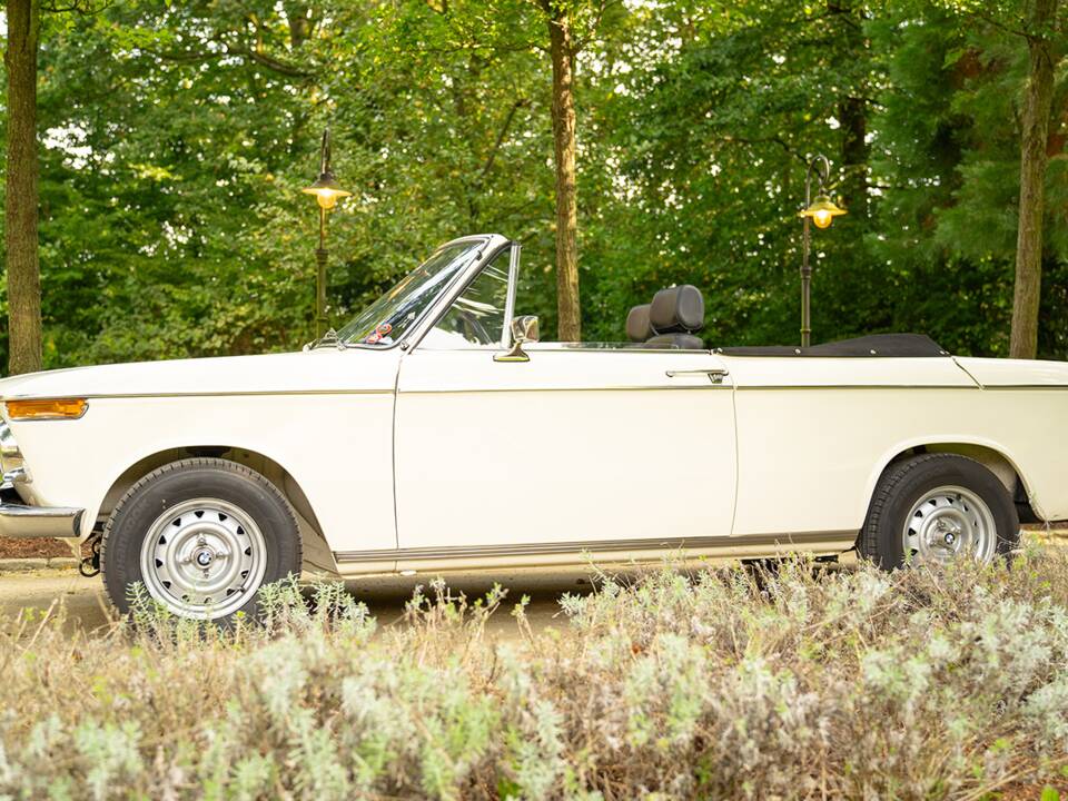 Immagine 8/76 di BMW 2000 (1971)