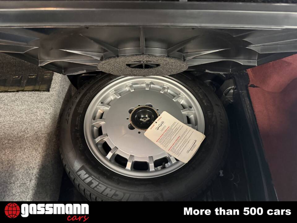 Image 12/12 de Mercedes-Benz 500 SL (1991)
