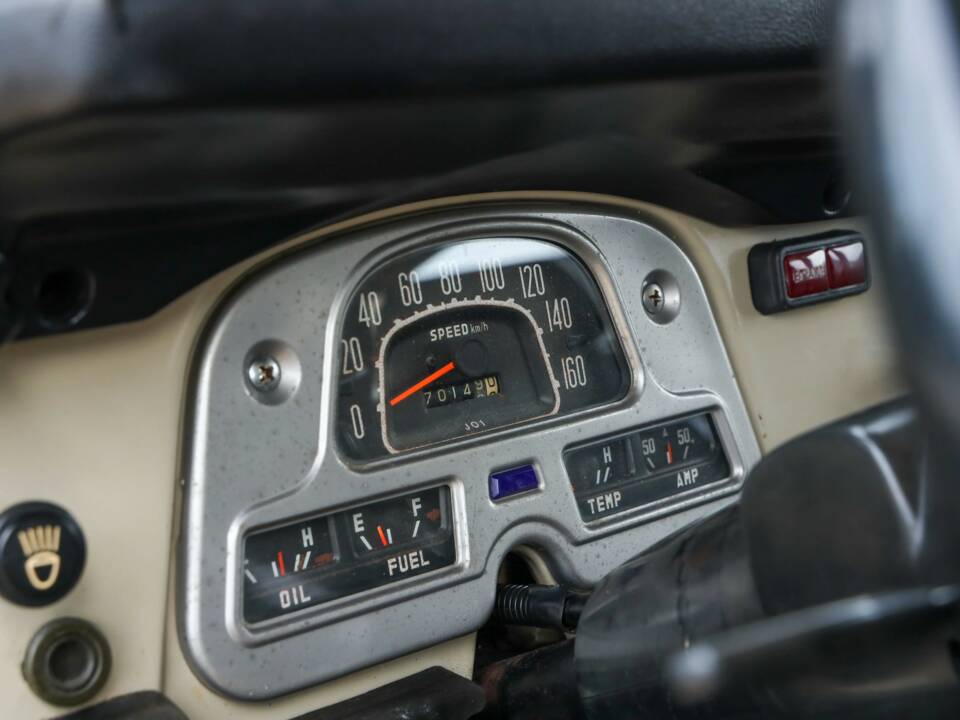 Image 26/50 of Toyota Land Cruiser BJ 40 (1980)