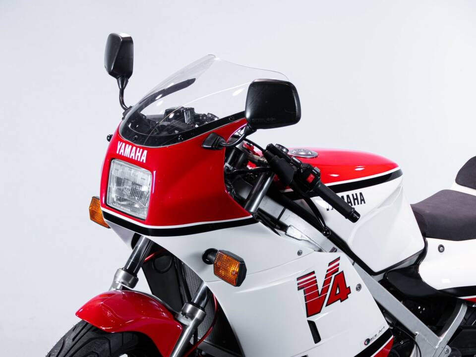 Imagen 32/50 de Yamaha DUMMY (1985)