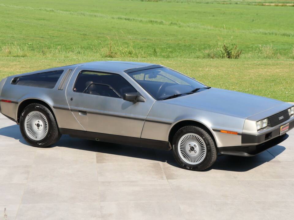 Immagine 2/50 di DeLorean DMC-12 (1981)