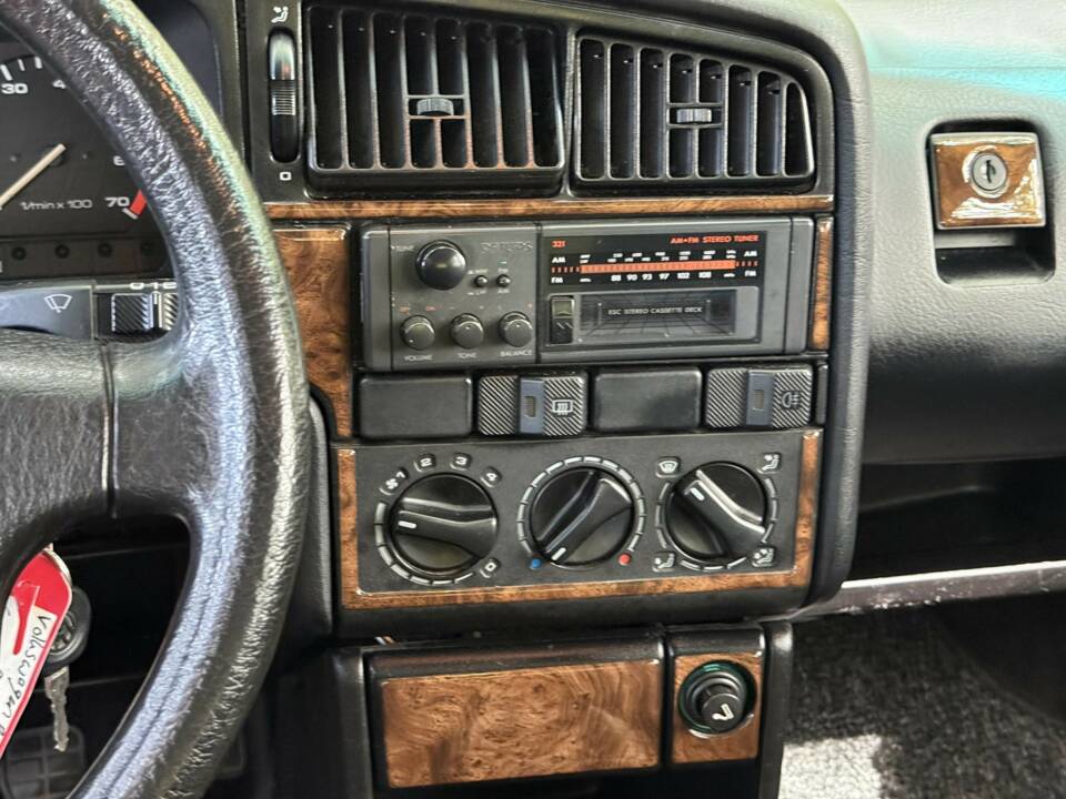 Image 12/21 of Volkswagen Passat Variant 2.0 (1990)