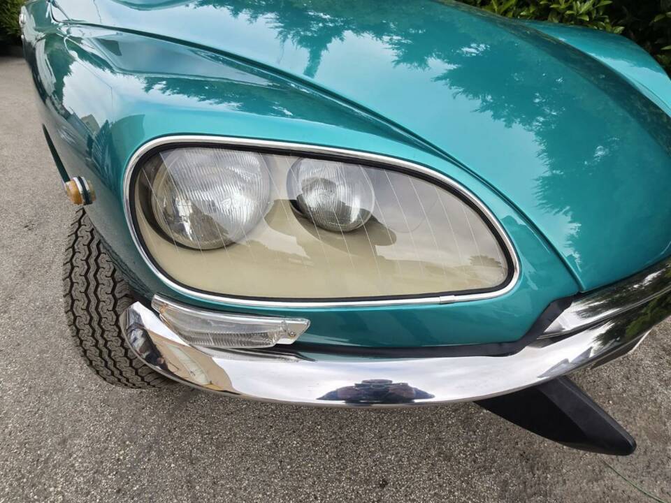 Bild 34/44 von Citroën DS 23 Pallas (1973)