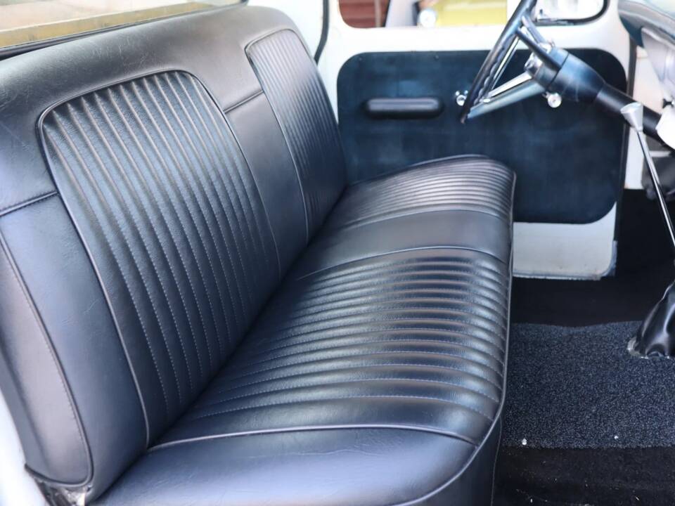 Image 26/52 of Ford F-100 (1967)