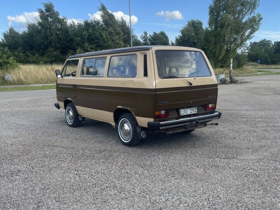 Bild 9/16 von Volkswagen T3 Caravelle GL 1.9 (1982)