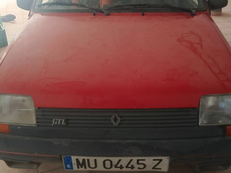 Bild 1/4 von Renault R5 1.4l GTL (1986)