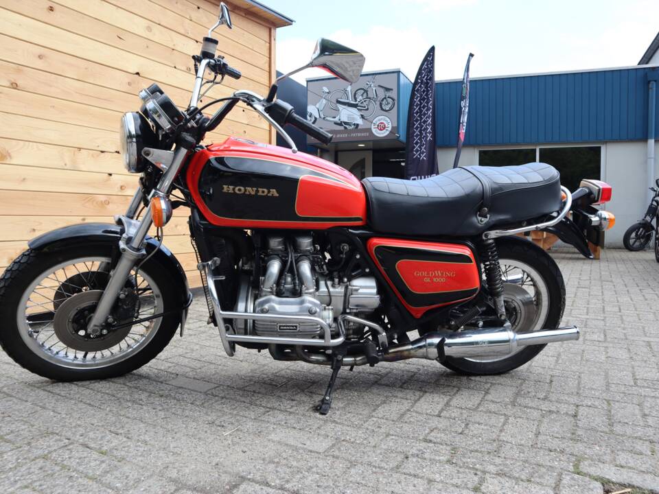 Immagine 5/50 di Honda GL 1000 Gold Wing (1976)