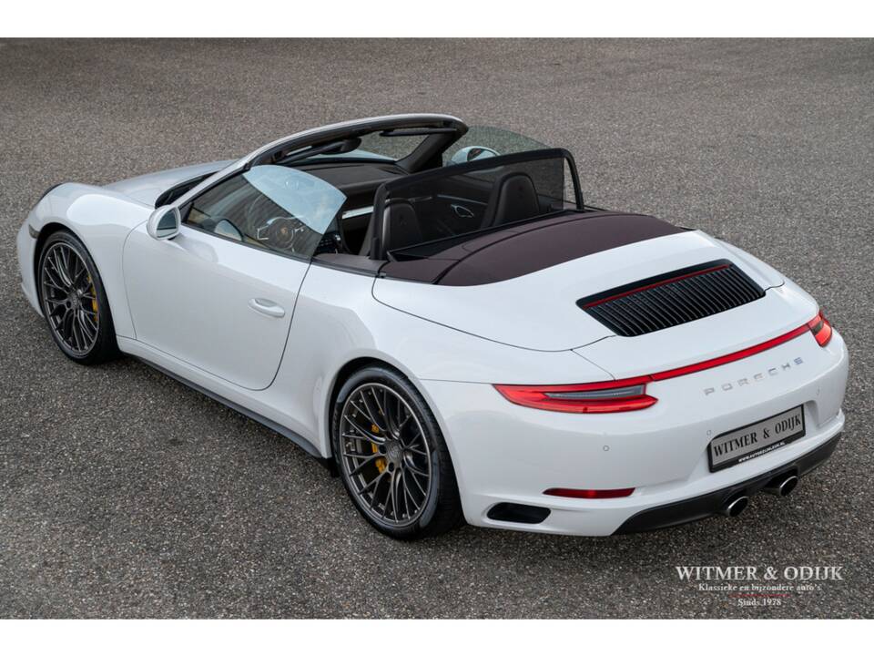 Image 6/36 of Porsche 911 Carrera 4S (2015)