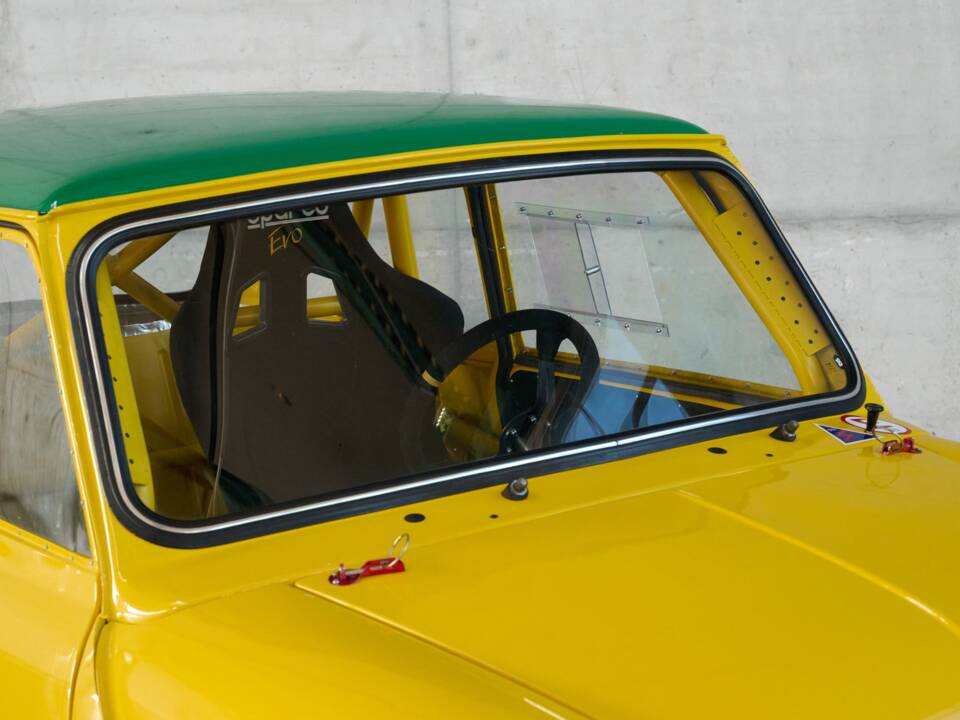Bild 27/50 von Rover Mini 1.3i (1993)