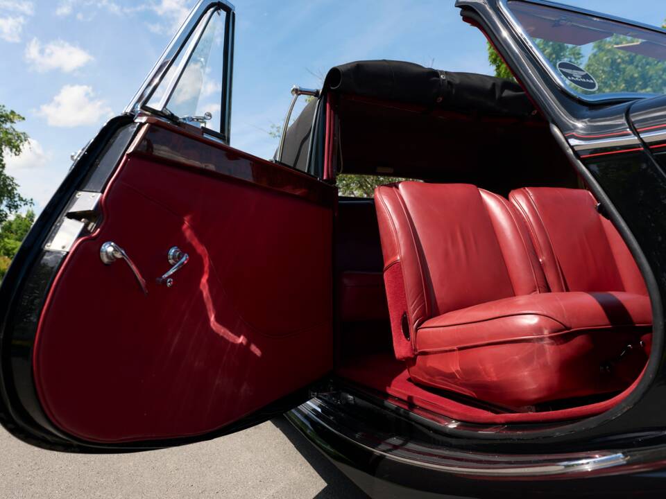 Afbeelding 27/70 van Jaguar Mk V  3.5 Litre (1950)