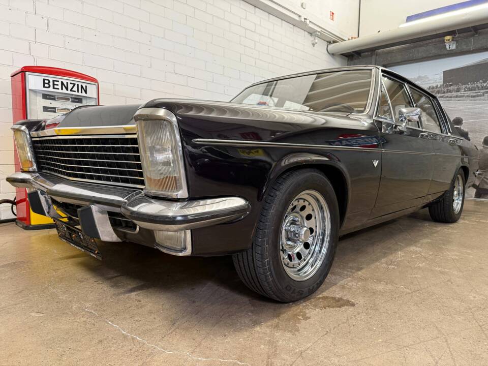 Immagine 2/19 di Opel Diplomat V8 5,4 (1976)