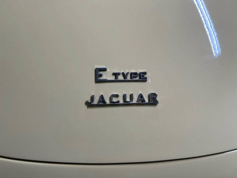 Image 22/22 de Jaguar Type E 4.2 (1965)