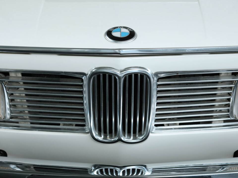 Immagine 18/50 di BMW 2000 (1969)