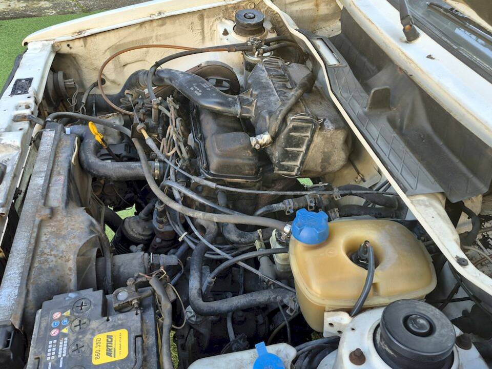 Image 42/43 of Volkswagen Caddy I 1.6 D (1990)