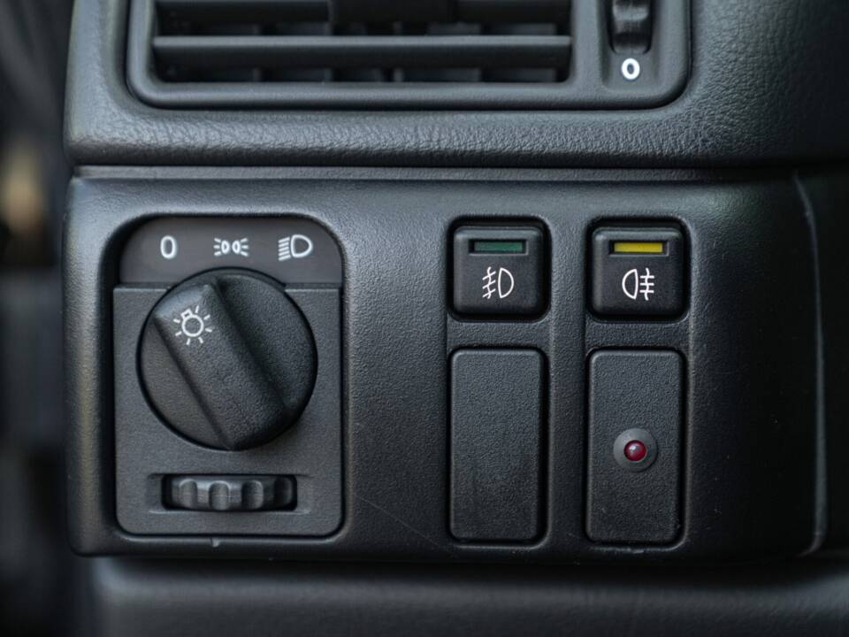 Image 28/50 of Opel Calibra 2,0 4x4 16V (1991)