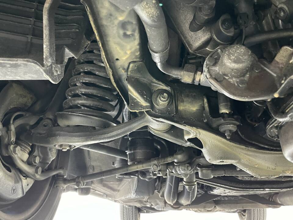 Image 32/40 de Mercedes-Benz 560 SEL (1987)