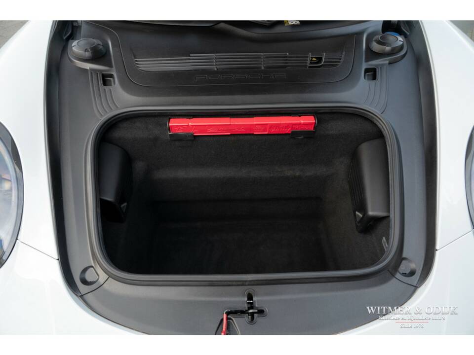 Image 36/36 of Porsche 911 Carrera 4S (2015)
