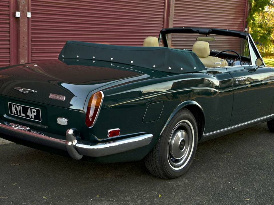 Bild 14/50 von Bentley Corniche I (1975)