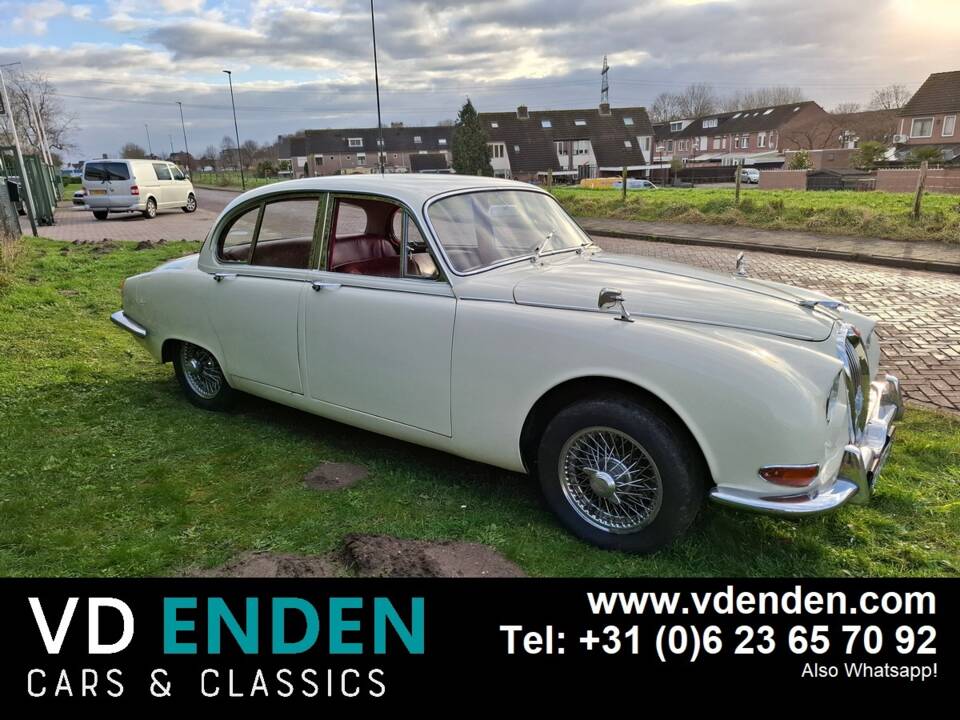 Bild 56/66 von Jaguar S-Type 3.4 (1964)