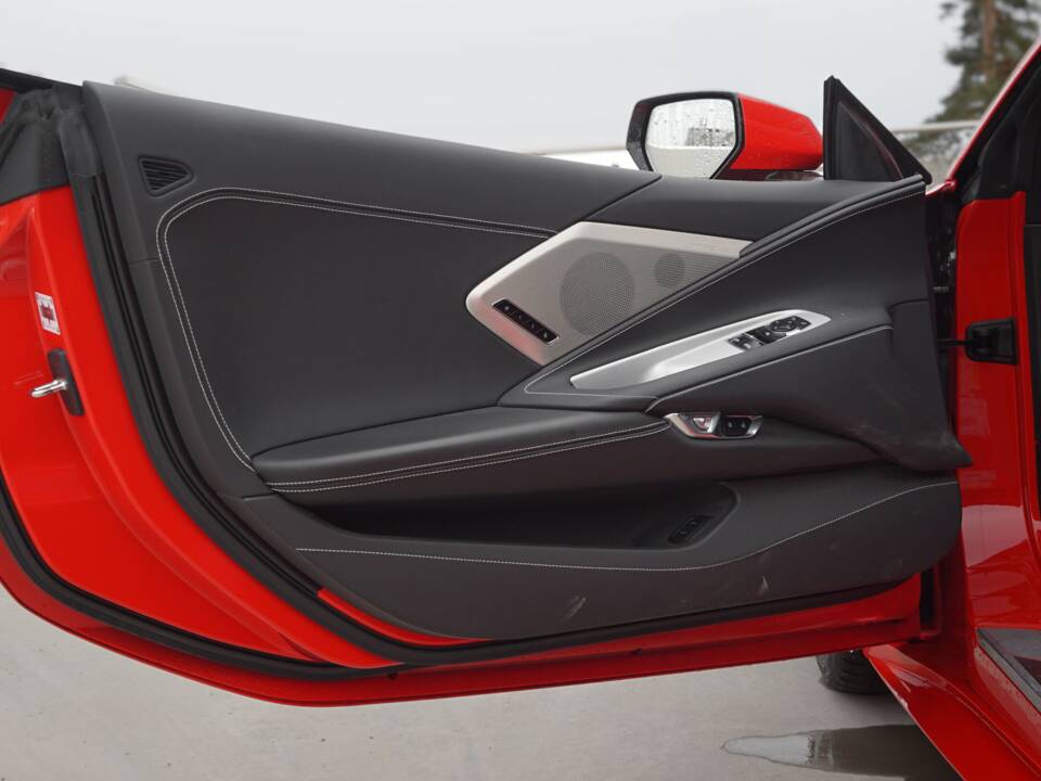 Image 20/45 of Chevrolet Corvette Stingray (2022)