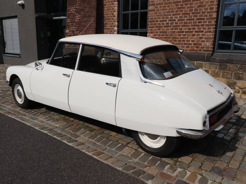 Image 5/22 of Citroën ID 20 (1970)