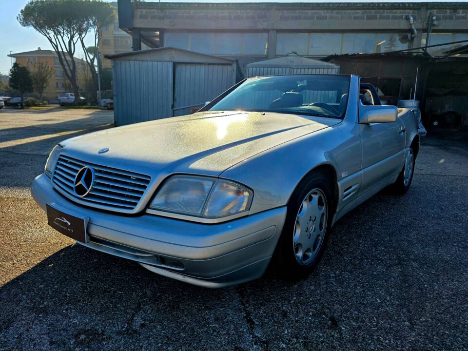 Bild 1/38 von Mercedes-Benz SL 500 (1998)