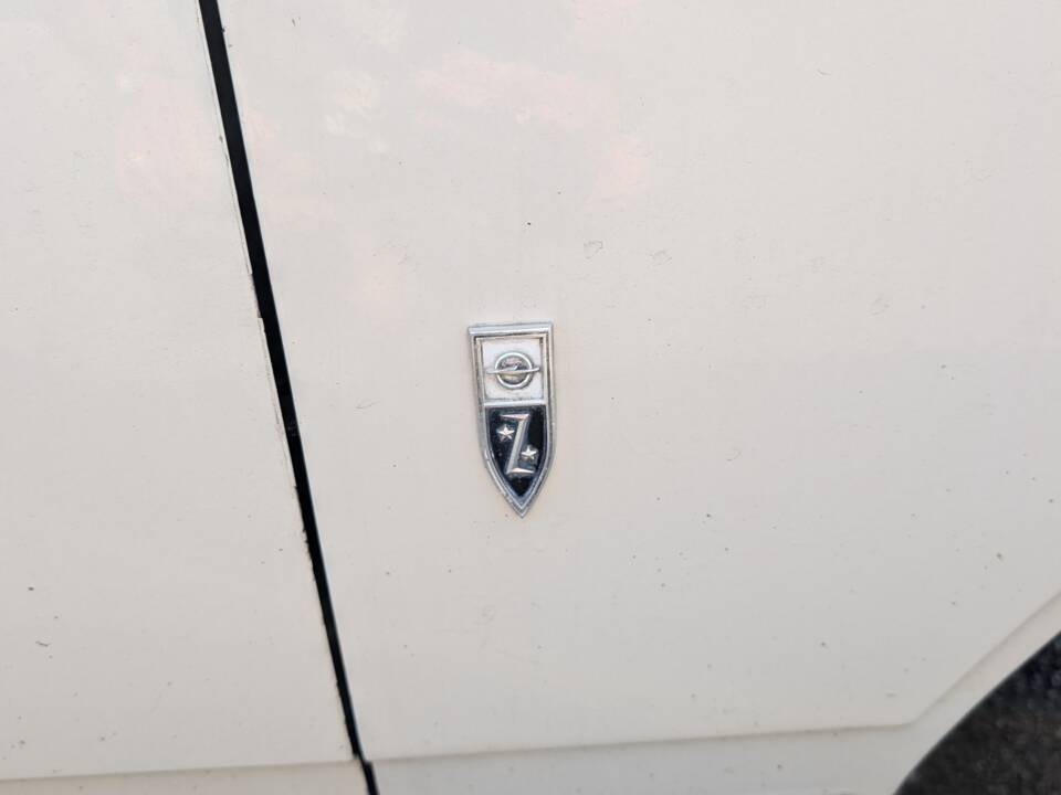 Image 24/35 of Opel Rekord 1700 (1964)