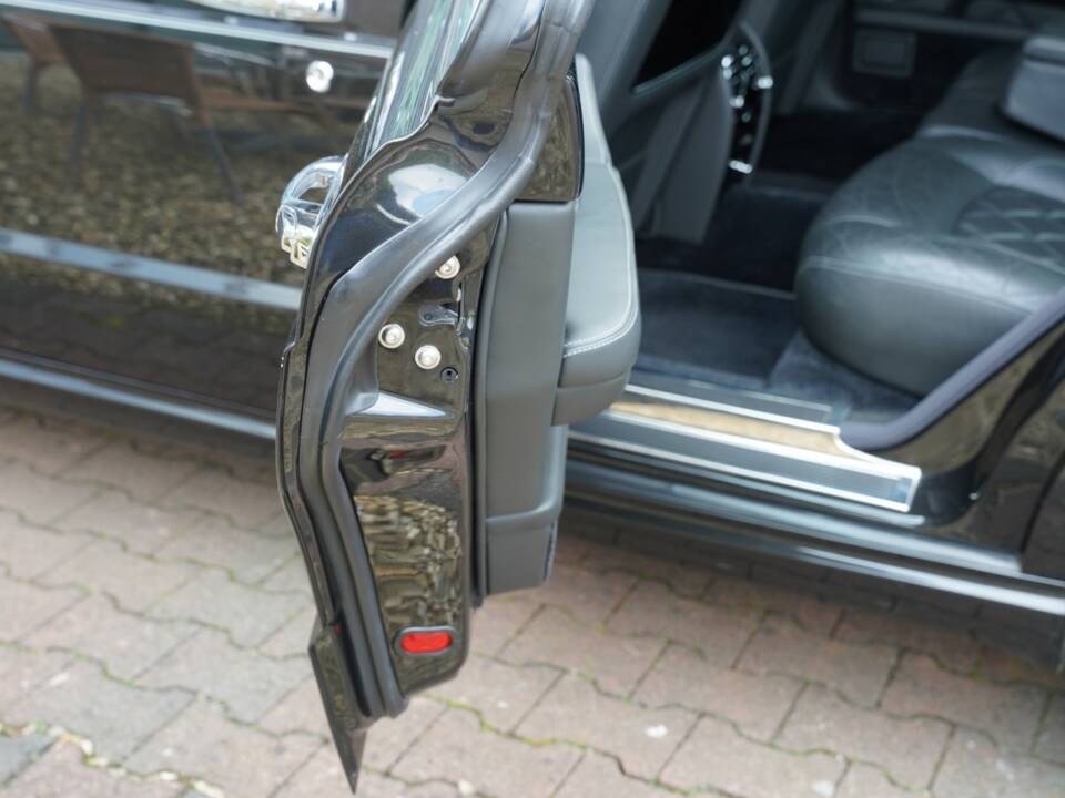 Image 25/50 of Bentley Arnage T (2007)