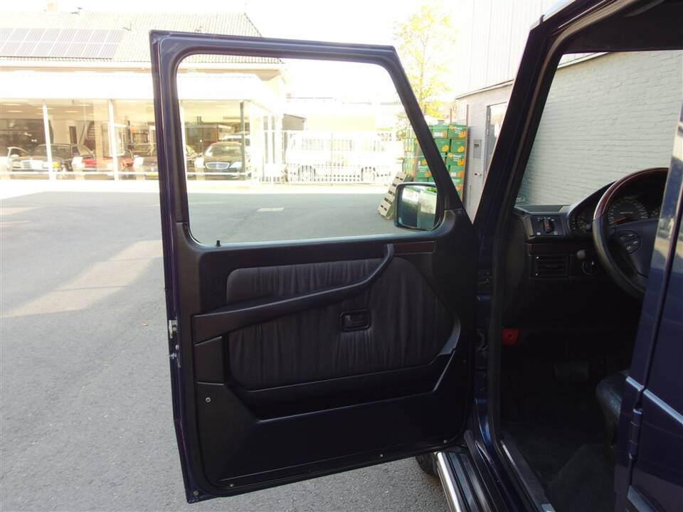 Bild 43/93 von Mercedes-Benz G 55 AMG (LWB) (2000)