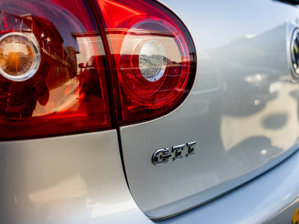 Bild 23/50 von Volkswagen Golf V GTI (2006)