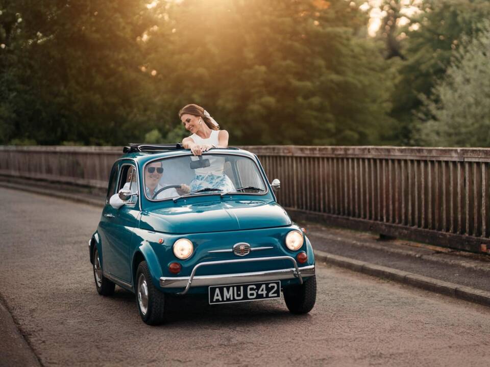 Image 2/10 of FIAT 500 L (1969)