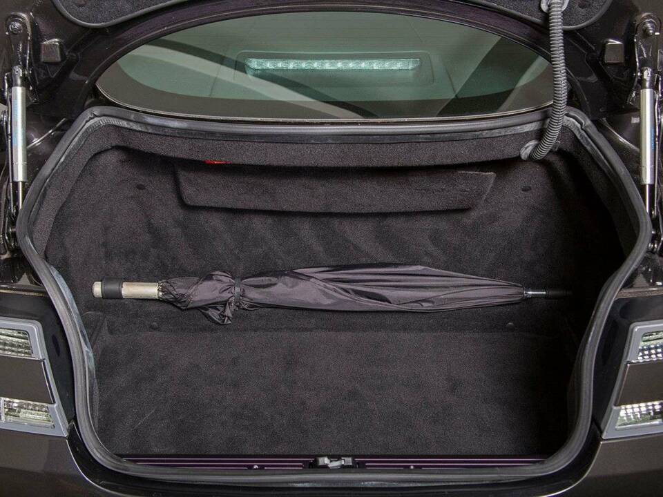 Afbeelding 20/20 van Aston Martin DB 9 (2011)