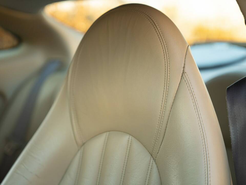 Bild 23/50 von Jaguar XK8 4.0 (1998)