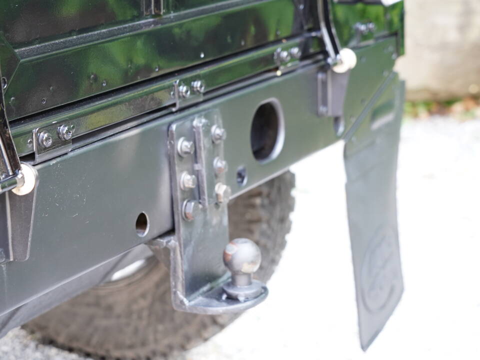 Bild 70/97 von Land Rover Defender 90 Td5 (2000)