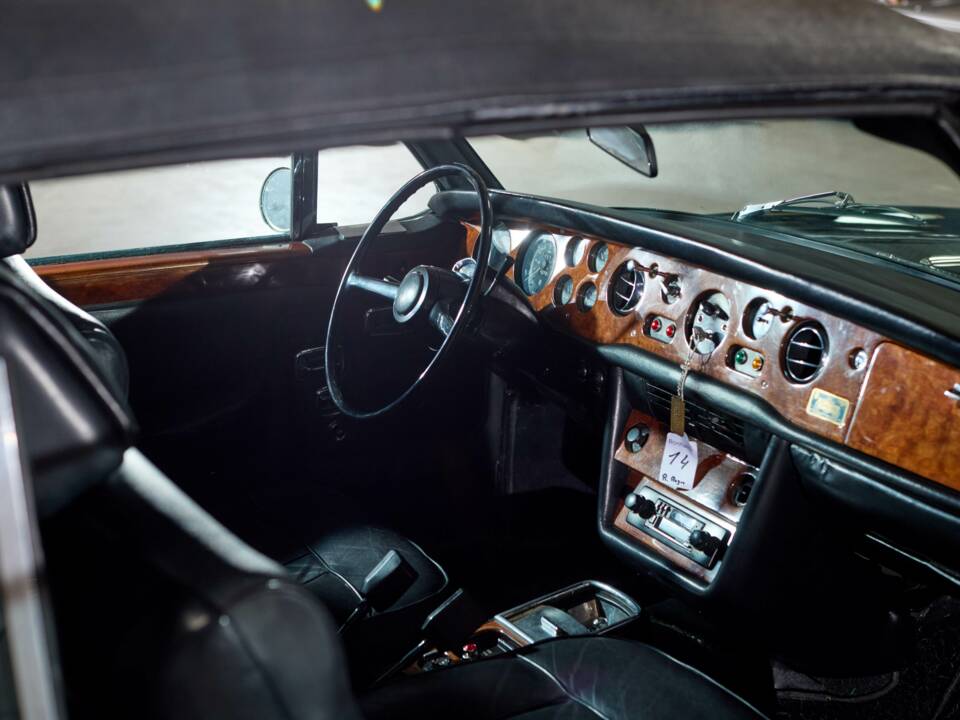 Afbeelding 48/54 van Rolls-Royce Corniche I (1973)