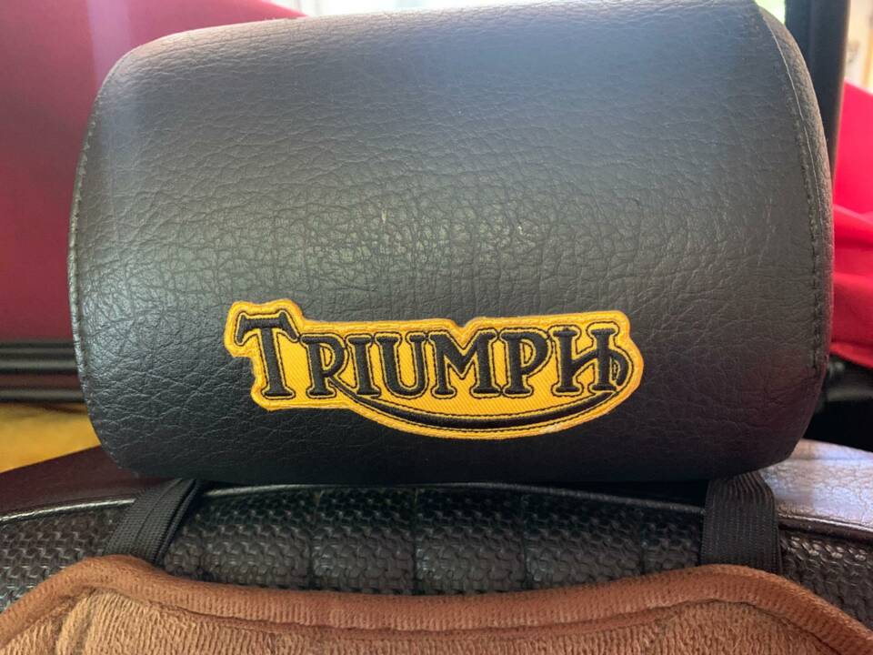 Image 8/11 de Triumph Stag (1975)