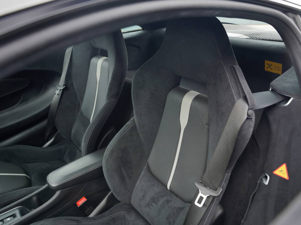 Afbeelding 18/50 van McLaren 570S (2016)