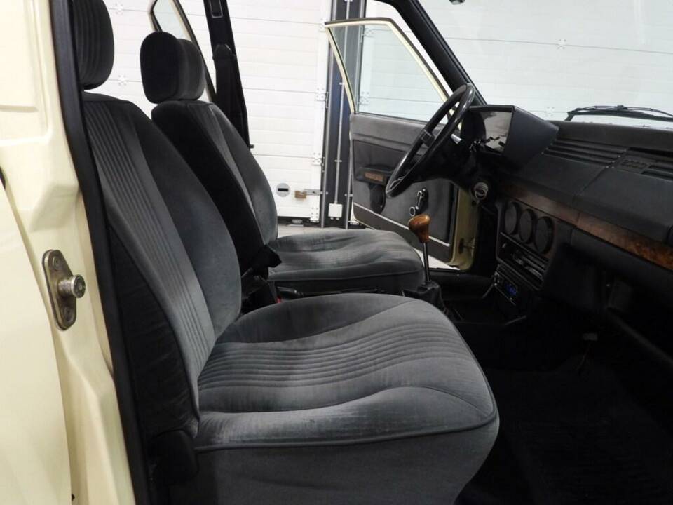 Bild 5/10 von Alfa Romeo Alfetta 2.0 L (1981)