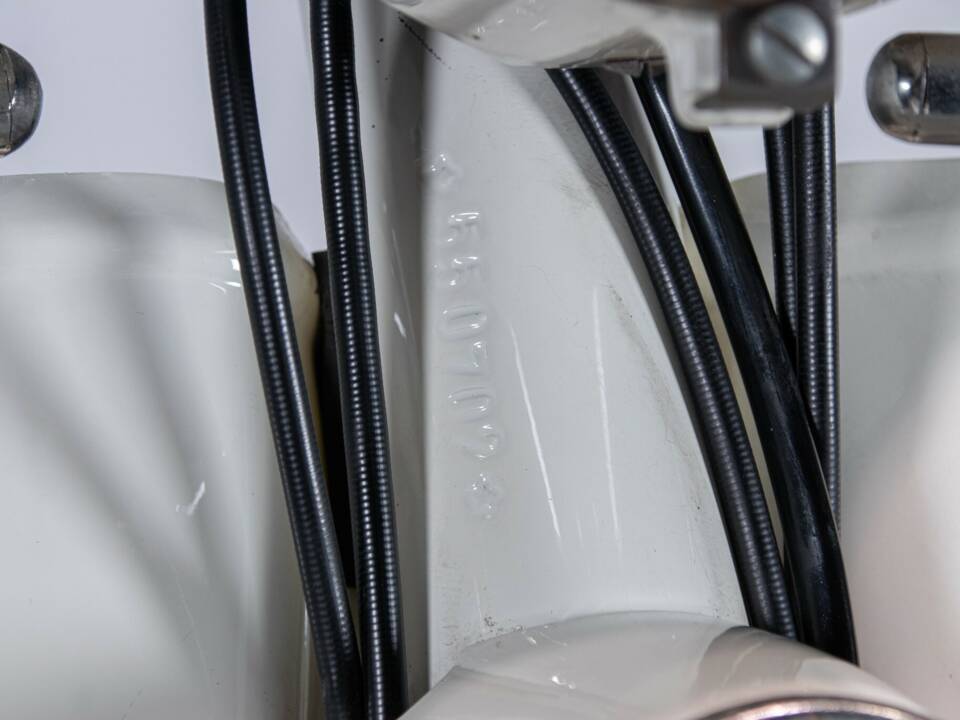 Image 24/50 of Aermacchi DUMMY (1956)