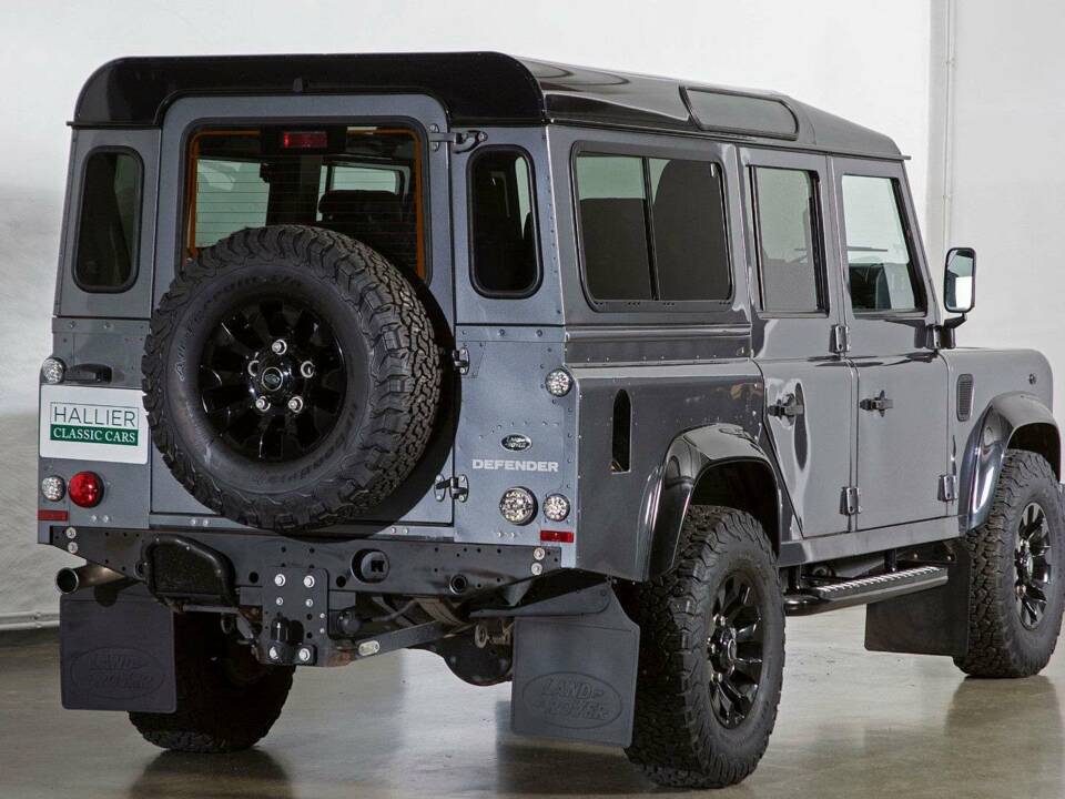 Image 12/20 of Land Rover Defender 110 (2016)