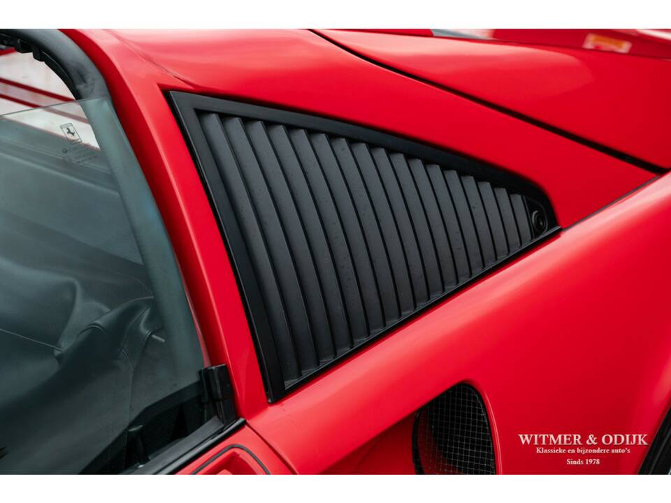 Bild 28/41 von Ferrari 328 GTS (1989)