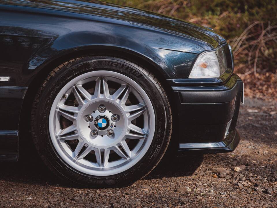 Immagine 19/37 di BMW M3 (1997)