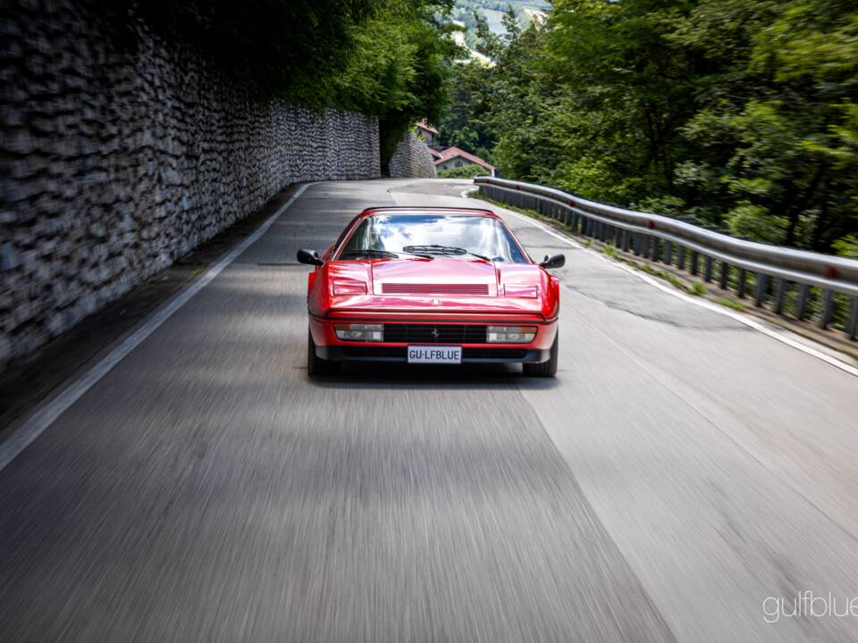 Image 71/73 of Ferrari 208 GTS Turbo (1989)