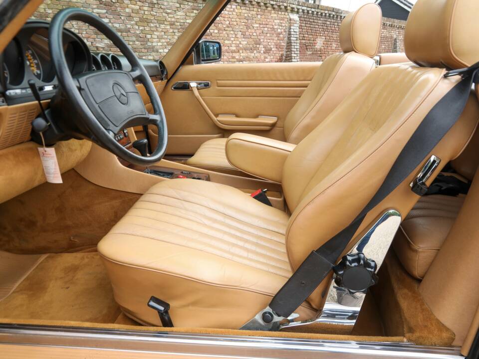 Image 43/50 de Mercedes-Benz 560 SL (1988)