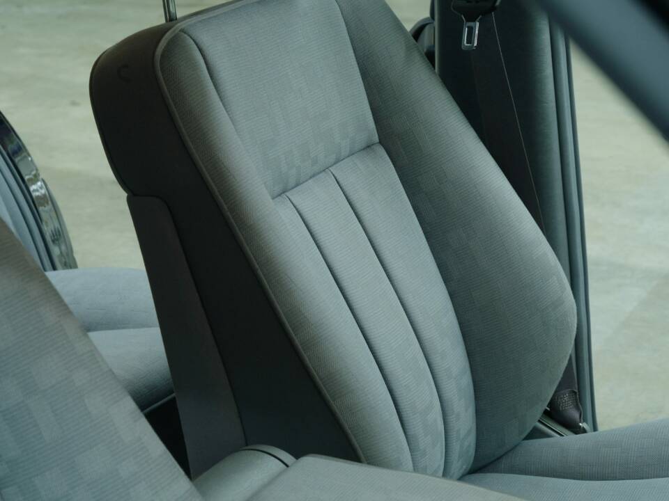 Bild 32/50 von Mercedes-Benz S 320 (1996)