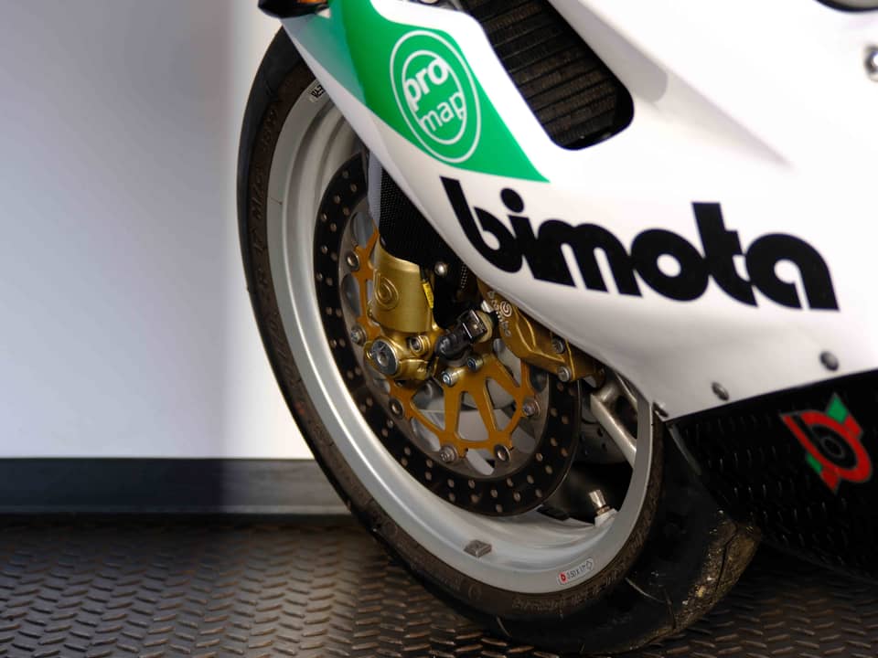 Image 73/94 of Bimota 500 V-Due (2003)