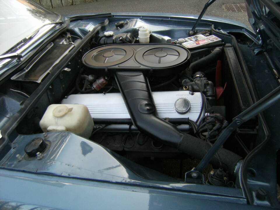 Image 4/12 of BMW 2800 CS (1969)